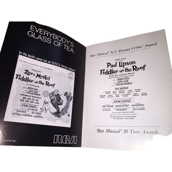 Vintage Fiddler on the Roof 1960s Souvenir/Musical Program Paul Lipson - Picture 2 of 5